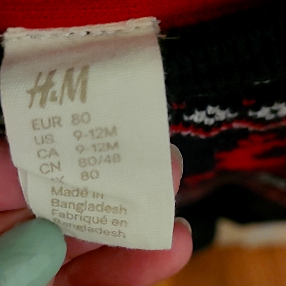 🌟H&M Infant Holiday Sweater - Picture 2 of 4